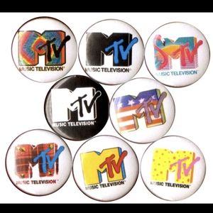 Mtv music x 8 NEW 1" inch (25mm) button pin badges